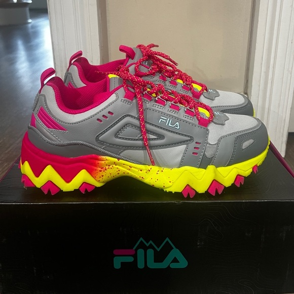 FINAL PRICE NEW Fila Kid's Oakmont Tr Shoes - Picture 3 of 5